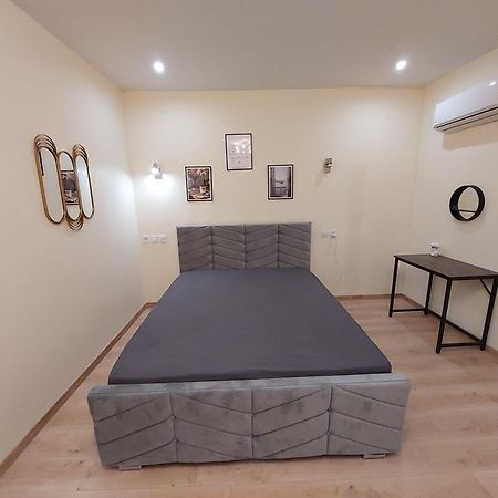 Studio Epernay 25M2 Rez De Chaussee, Ground Floor Δωμάτιο φωτογραφία